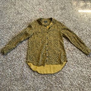 Long sleeve Leopard print button down
